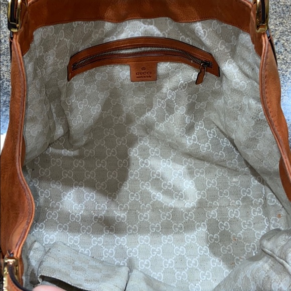 Gucci Stirrup Suede Purse! - Picture 2 of 10